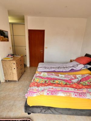 דוח משפחתי בסמוך לרחוב מלכי ישראל - חדר שינה