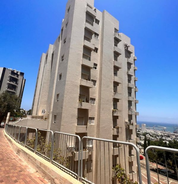 דירת 3 חדרים בחיפה למכירה, רחוב ליאון בלום - הבניין מבחוץ
