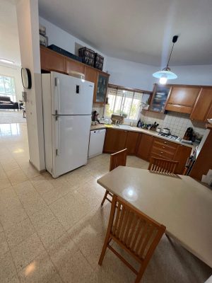 מטבח דירה ברחוב שוהם בכרמל