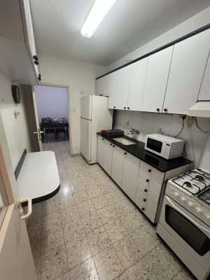 דירת בחיפה שכונת אחווה - מטבח