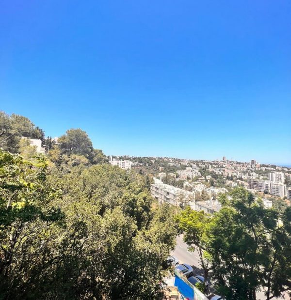 דריה למכירה בחיפה סמוך למרכז חורב - נוף