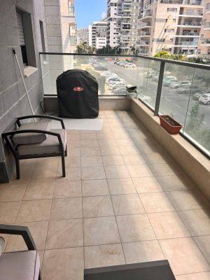 בנאות פרס ברחוב חמדה, דירת 4 חד למכירה - מרפסת