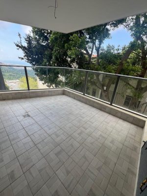 מרפסת בדירה למכירה ברחוב רחל חיפה 4.5 חדרים בבנייין חדש