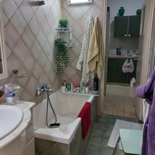 קרית ביאליק - בסביניה הוותיקה ברחוב דן, דירת 3.5 חד' - חדר רחצה